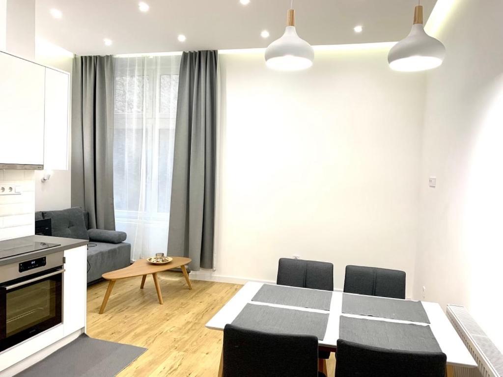Colton Budapest Paulay Apartments Exteriér fotografie